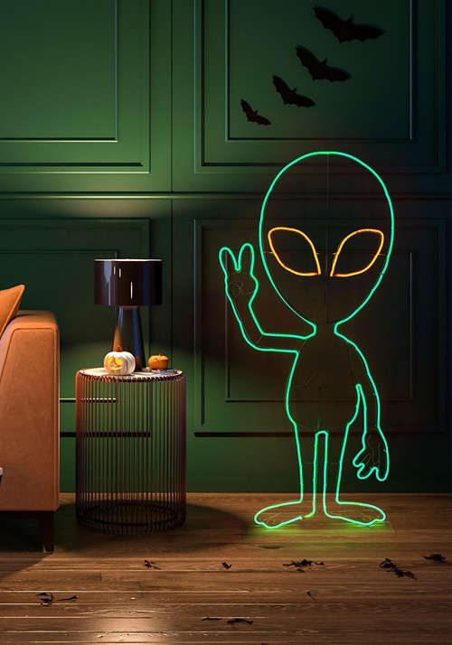 Light Up 2D Alien Decoration