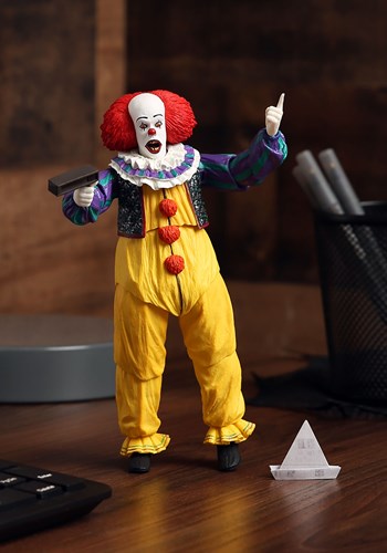7 Inch IT 1990 Pennywise Scale Action Figure
