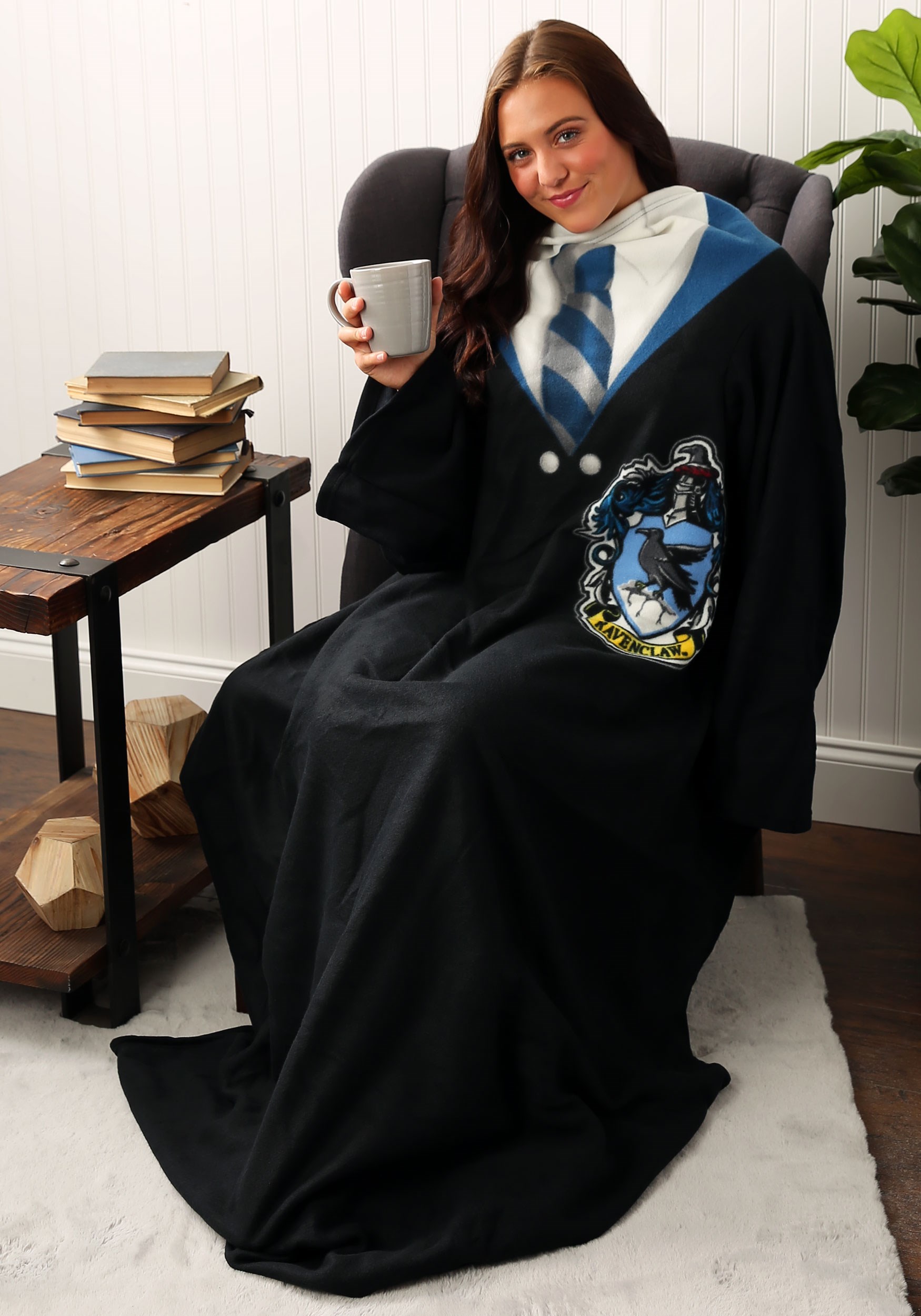 Harry Potter Collectibles  Harry potter collection, Woven blanket, Potter