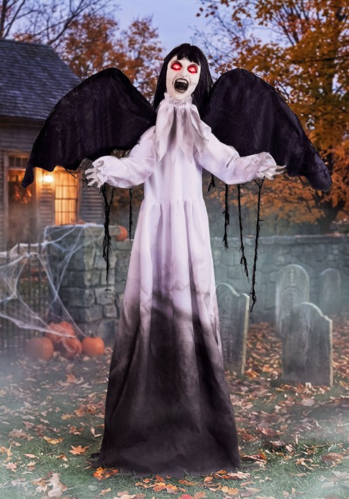 Animatronic Saravel the Shrieking Specter Decoration